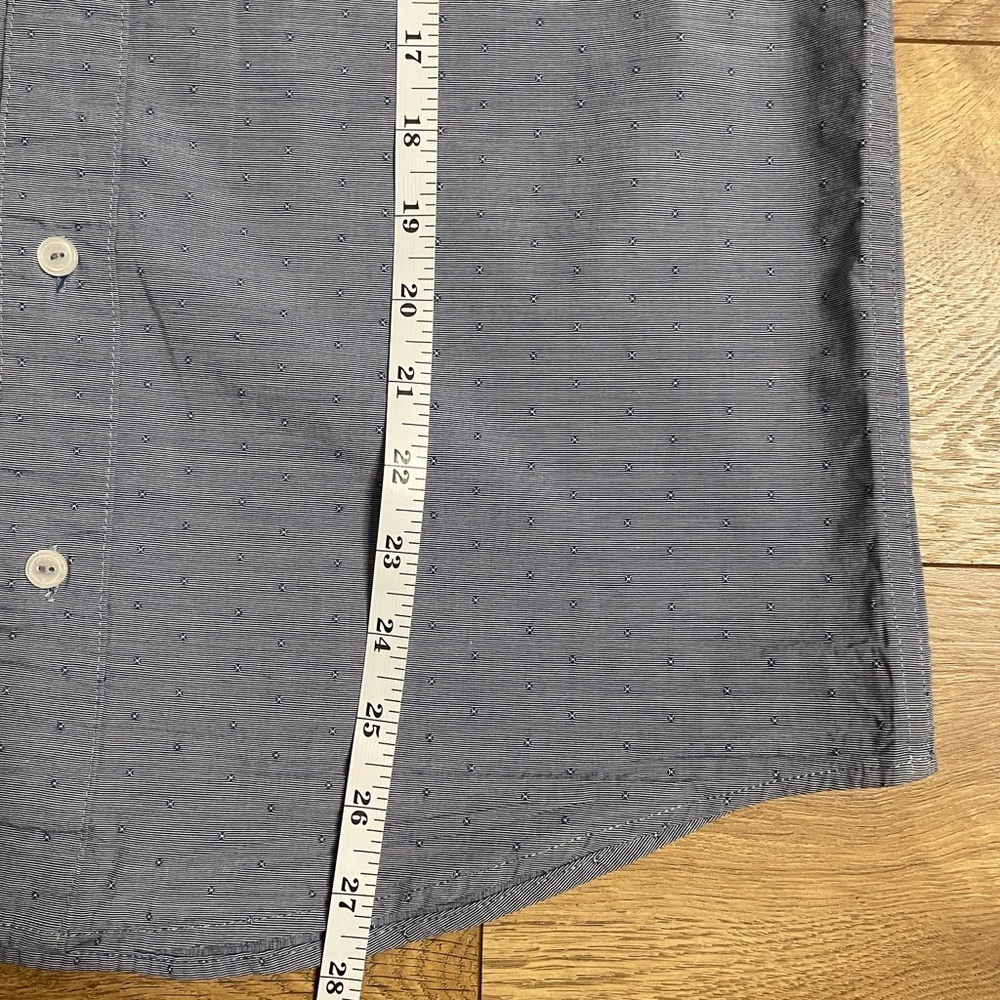 RVCA Men's Blue Button Down Slim Fit Shirt size Small - Picture 7 of 10